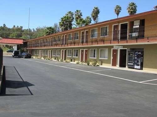 Escondido Lodge 2*